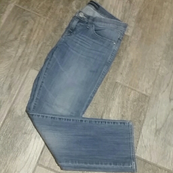 Rock and Republic Cropped Jeans - Picture 7 of 7